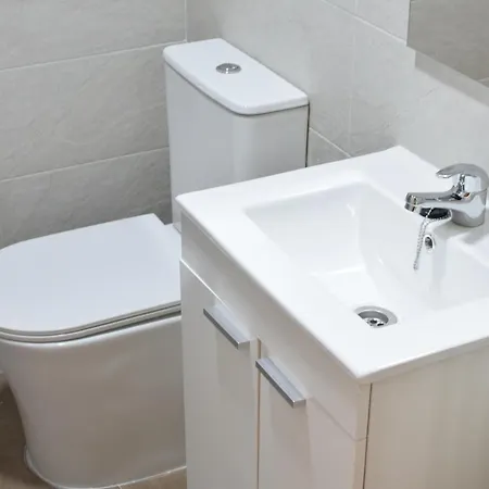 Nunez De Balboa Hotel