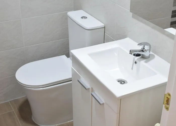 Nunez De Balboa Hotel