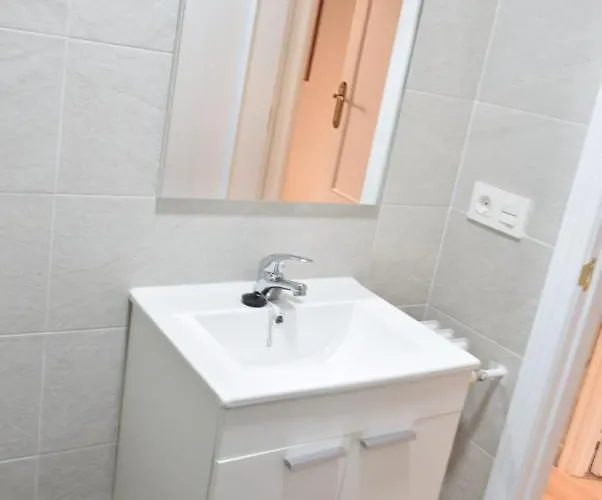 Nunez De Balboa * Salamanca